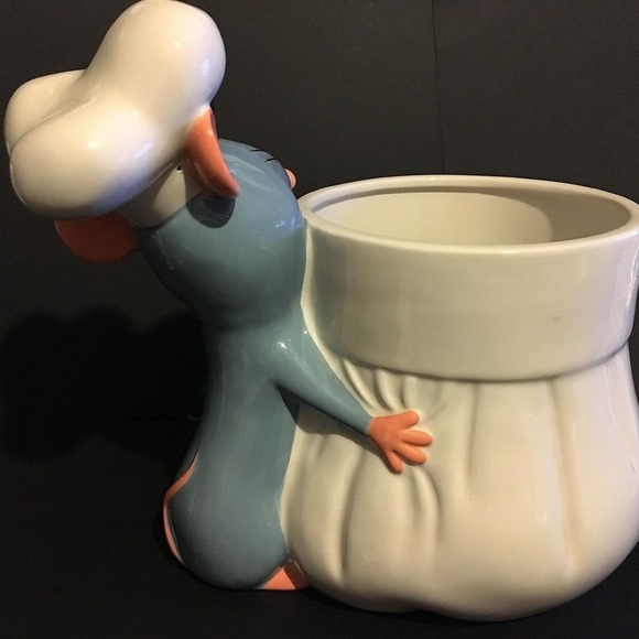 Kitchen Iso Disney Ratatouille Utensil Holder Poshmark
